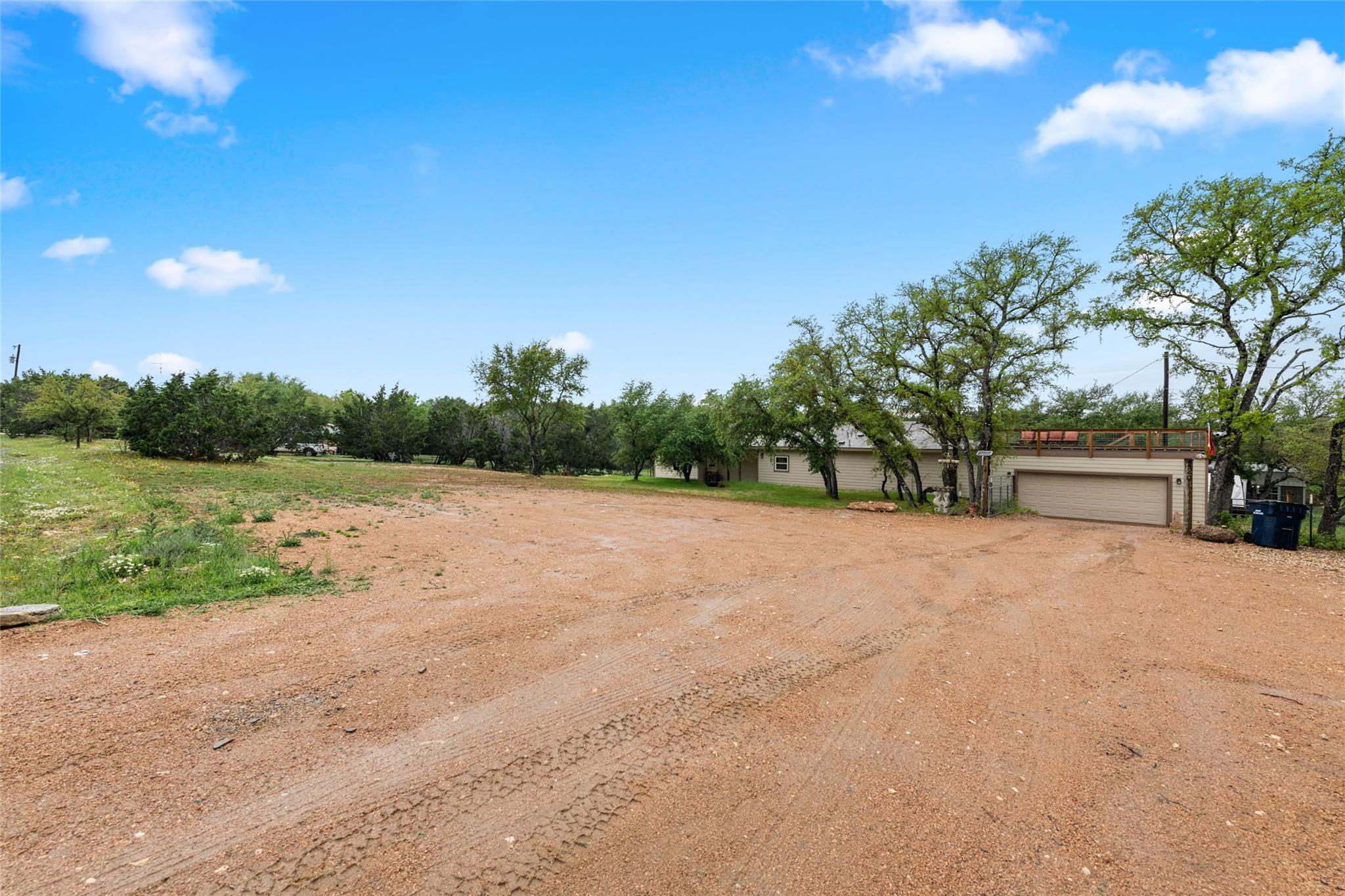 220 Creedmore DR — photo 4