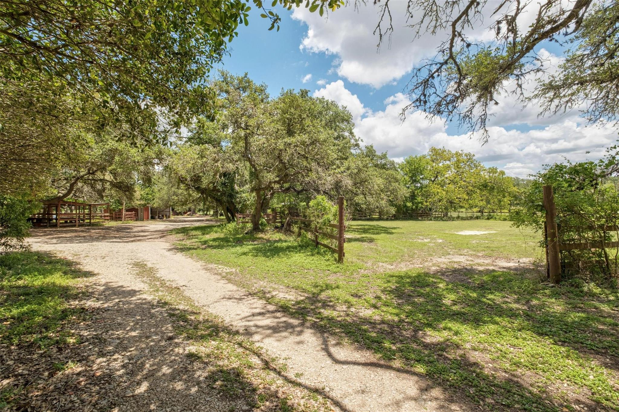 3805 Lone Man Mountain RD #B — photo 3