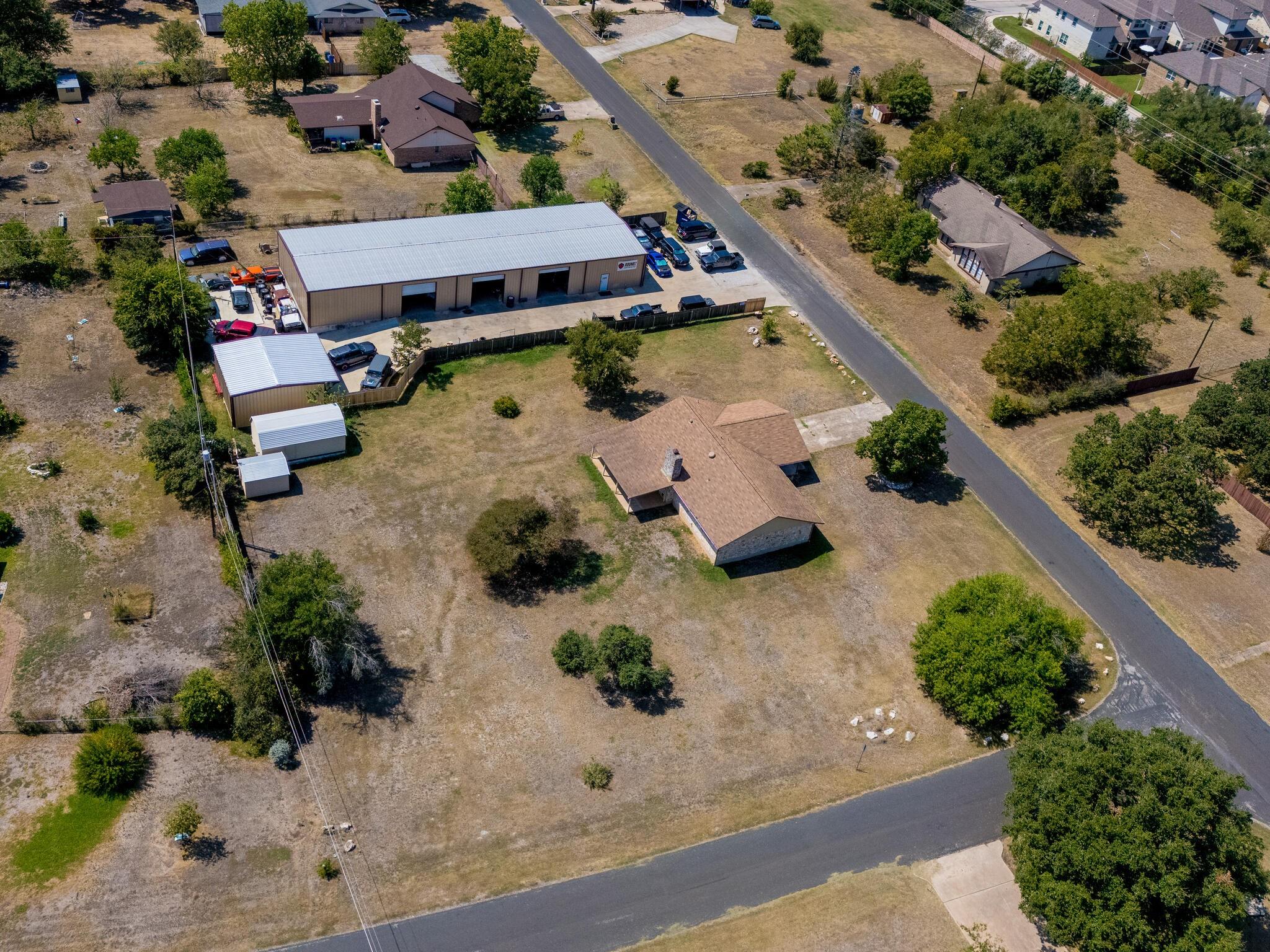 1612 Shenandoah DR — photo 3