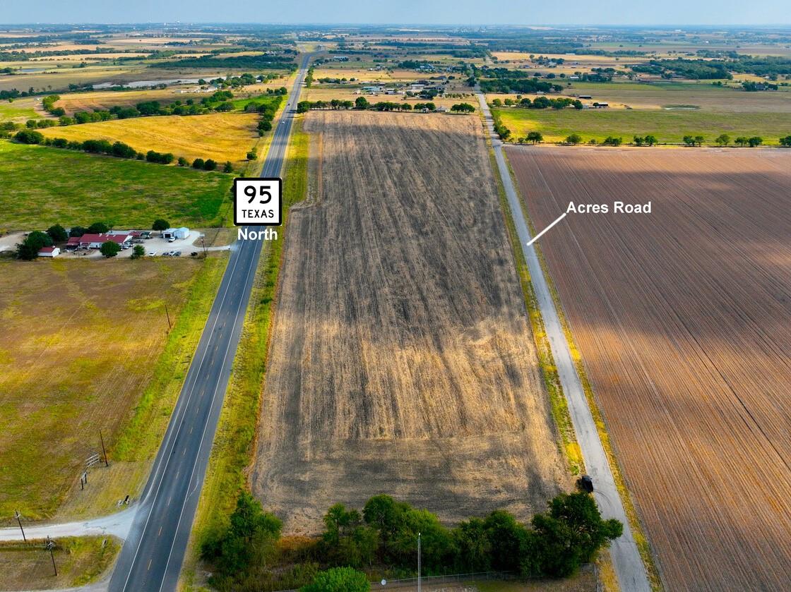 27ac TX Hwy 95 — photo 4