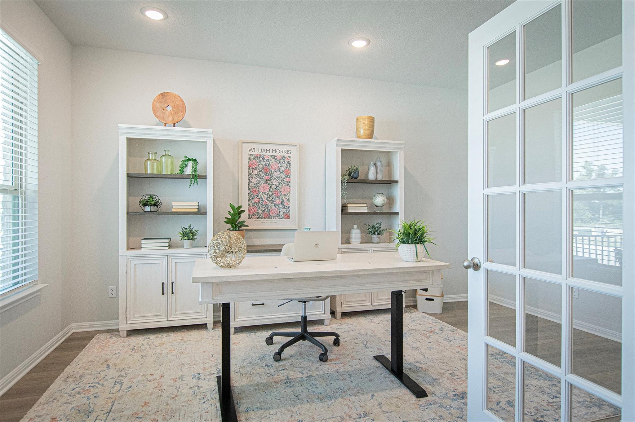 249 Treadwell LN — photo 4
