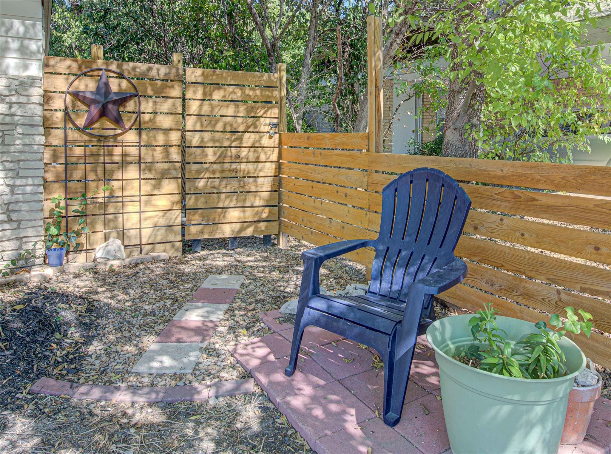 110 Saint Johns Ave — photo 5