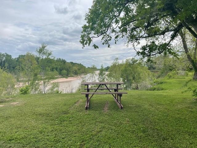 9202 FM 331 — photo 3