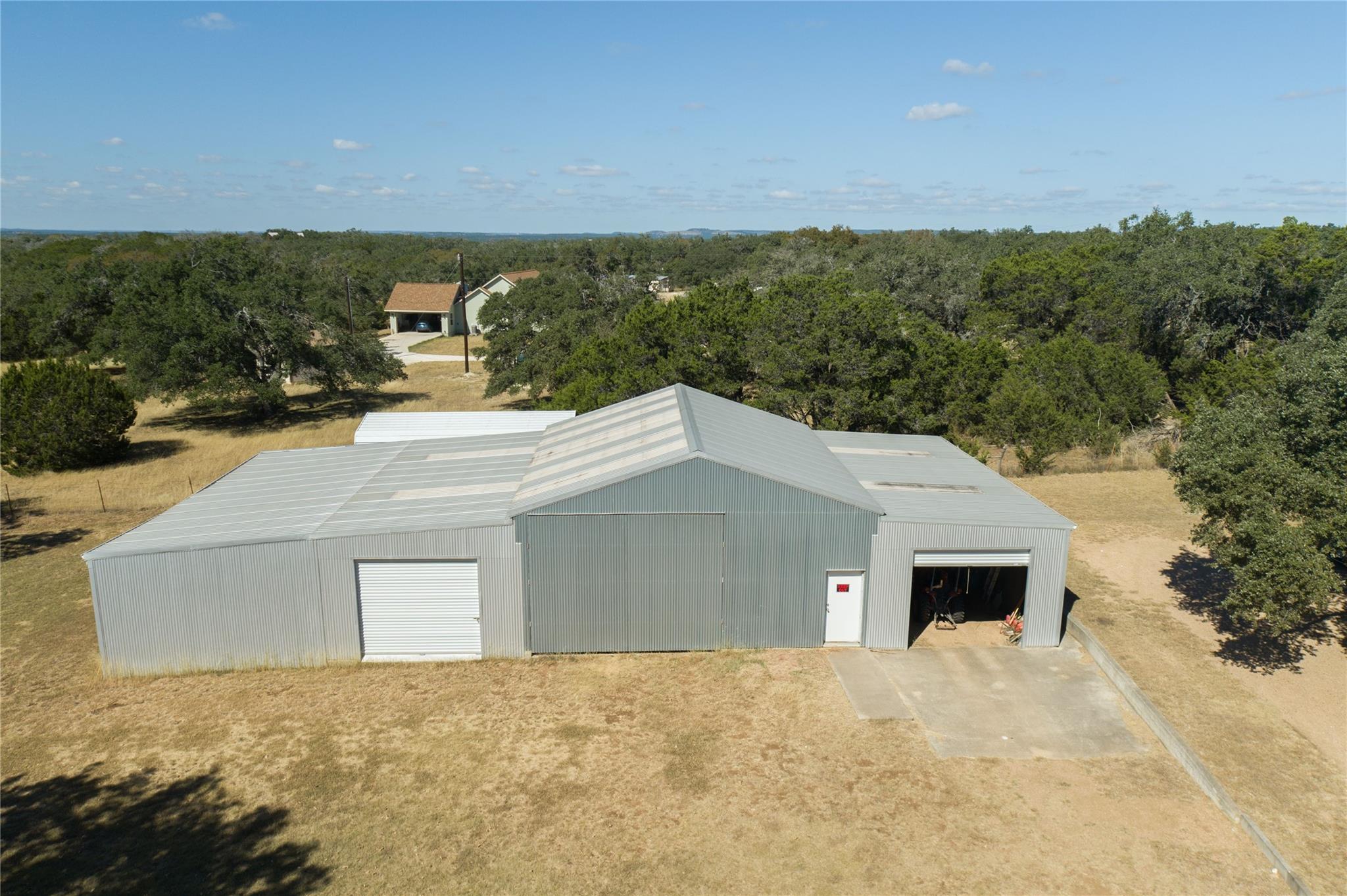 100 Burnett Ranch RD — photo 3