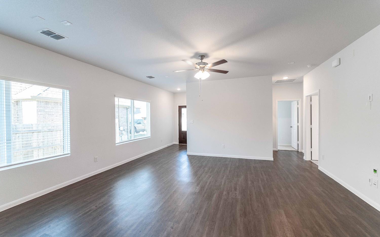 217 Everglades DR — photo 4