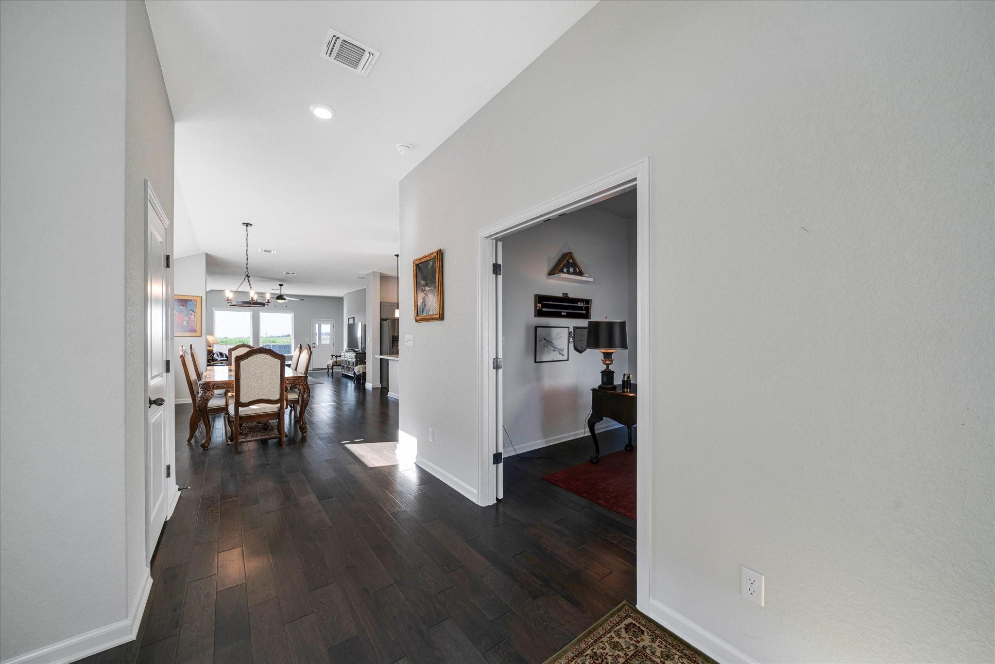 119 Thurston DR — photo 3