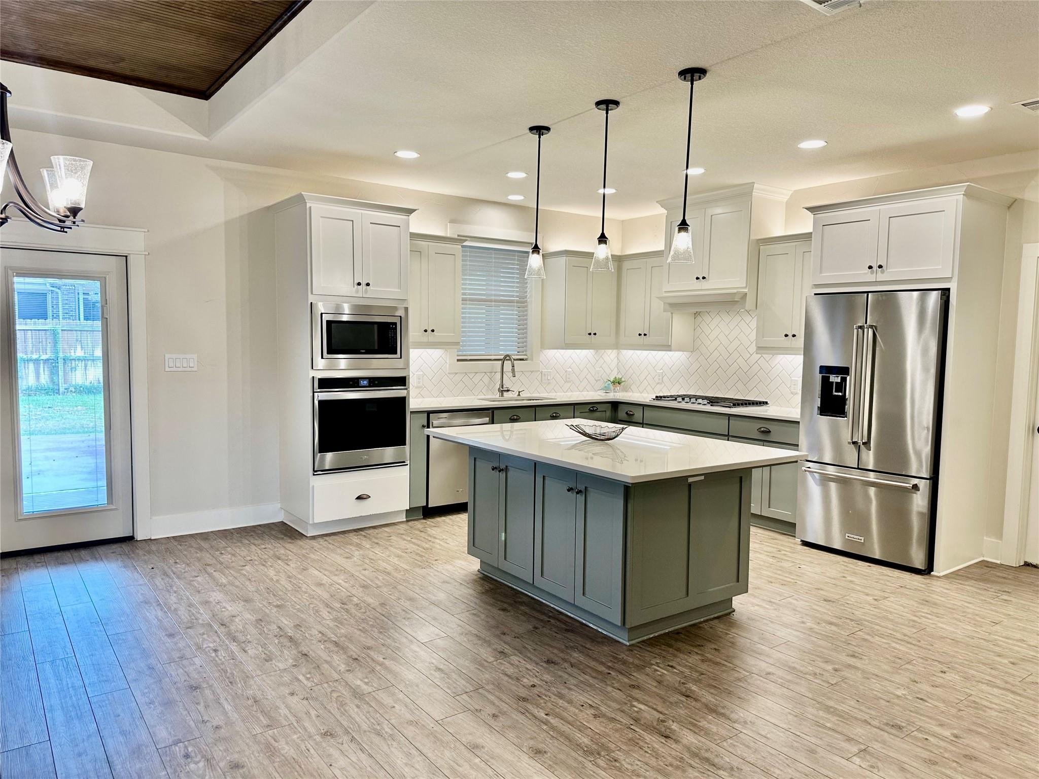 3333 Stonington WAY — photo 3