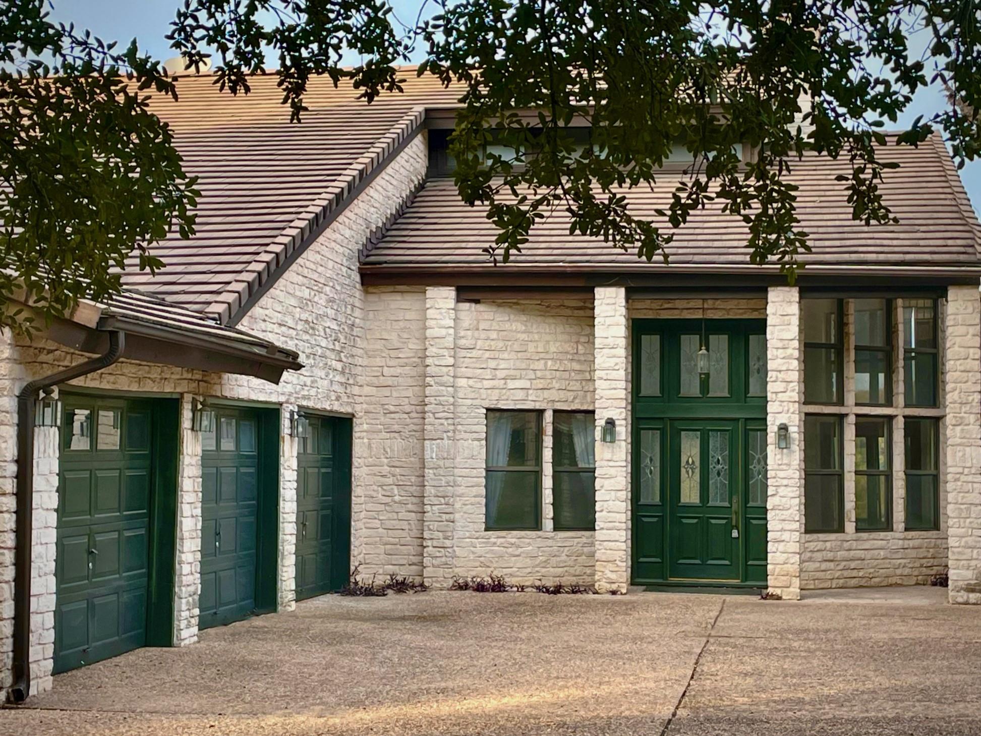 4324 Far West BLVD — photo 5
