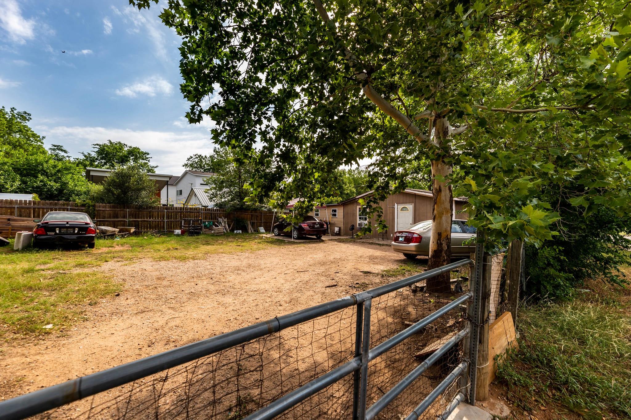 1144 Mason Ave — photo 4