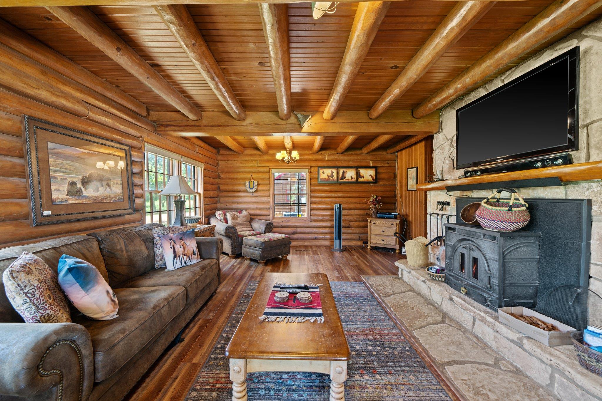 283 Hallford — photo 4