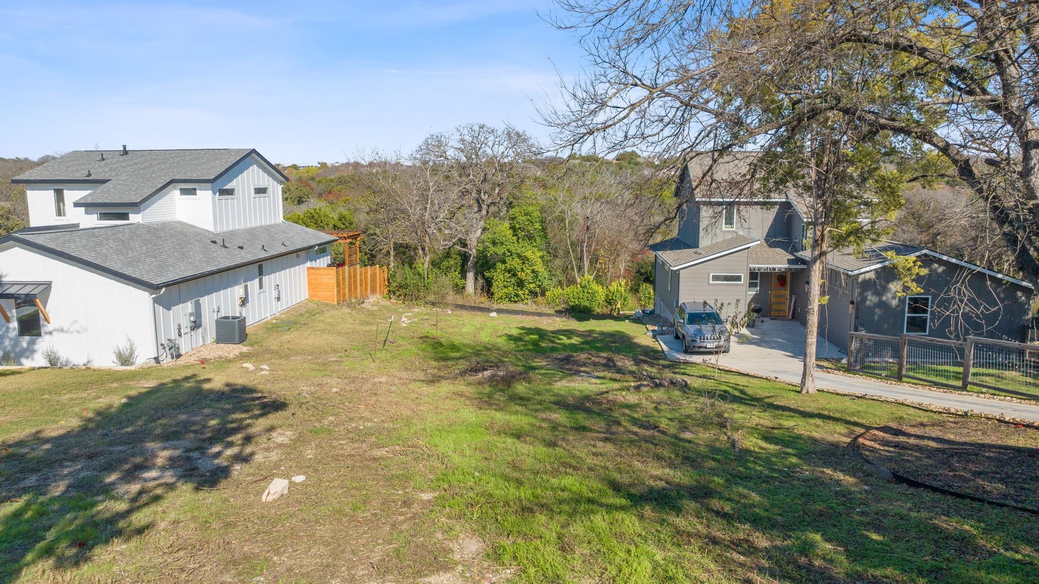 1316 Applegate DR — photo 4