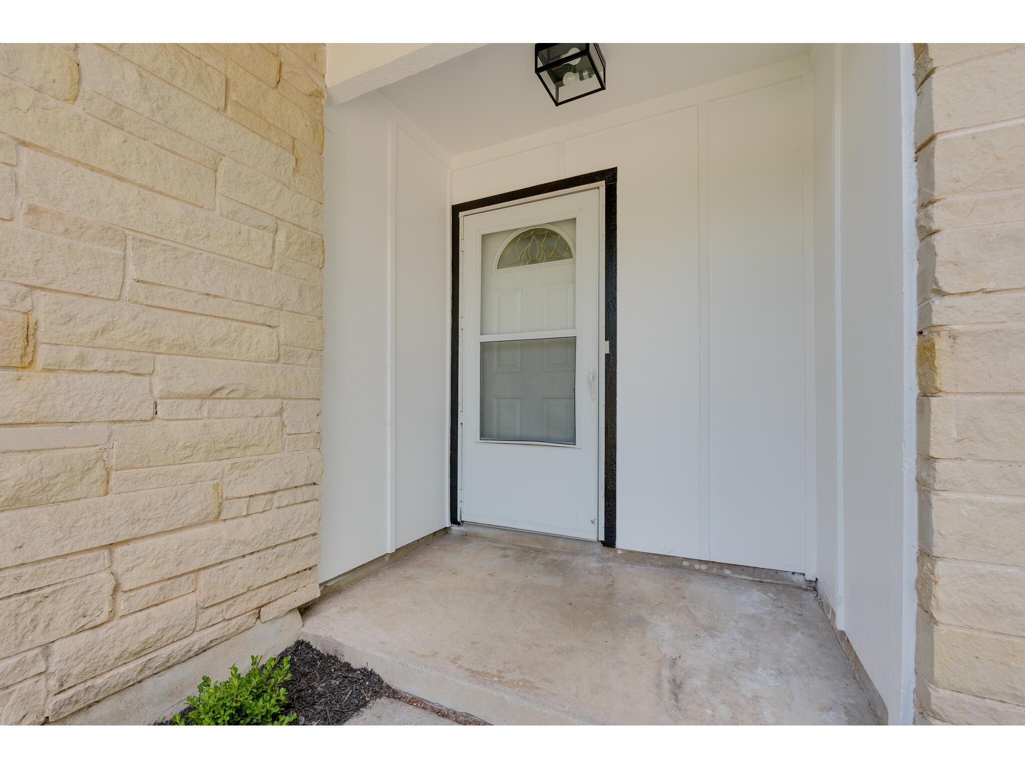 6112 Glen Meadow DR — photo 5