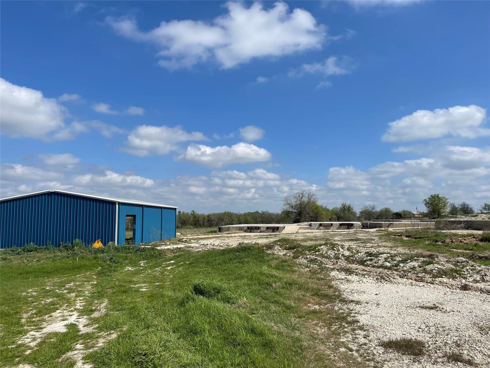 4100 Fm 1105 — photo 5