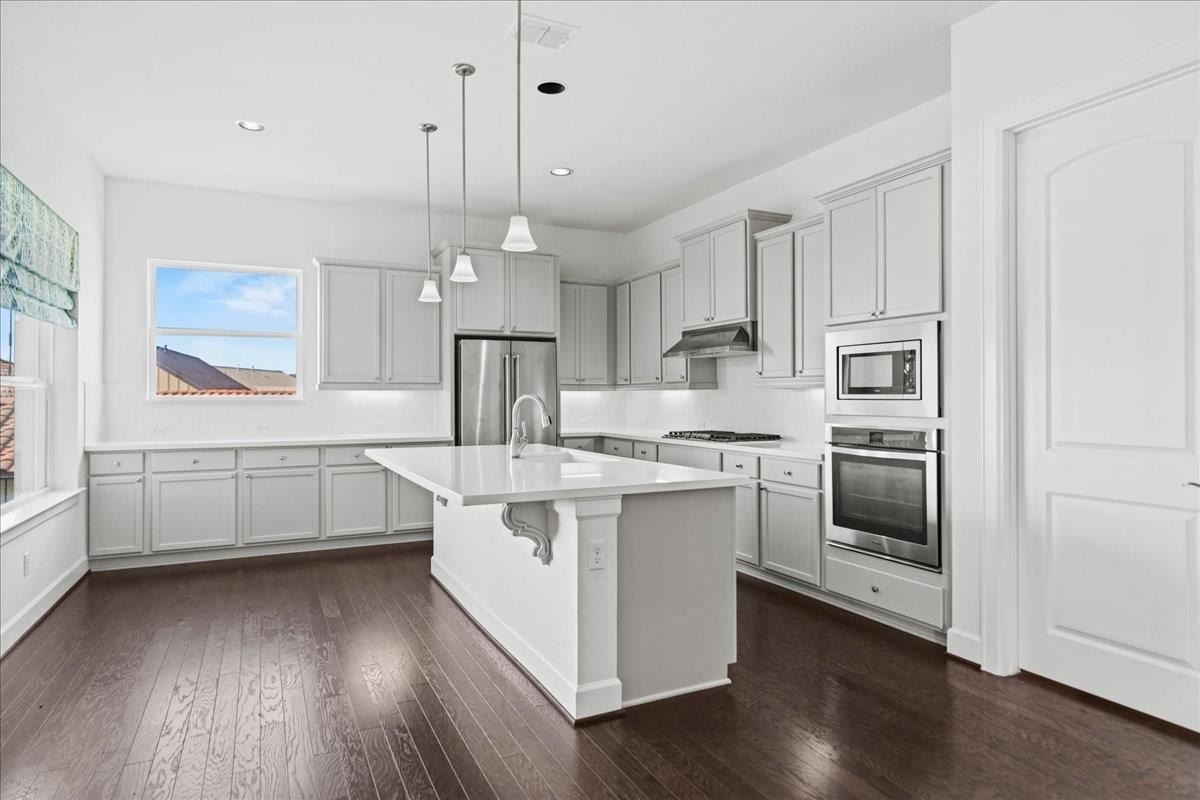 609 Dancing Oak LN — photo 3