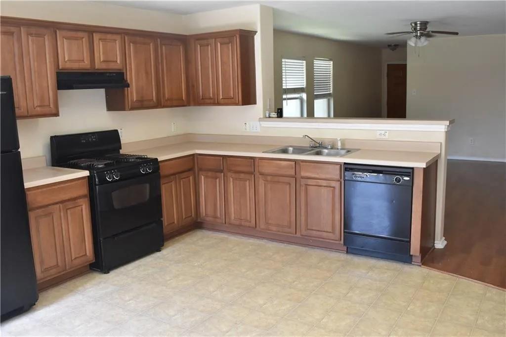 3420 Savage Springs DR — photo 5