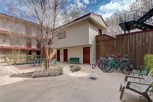 2207 Leon ST #104 — photo 4