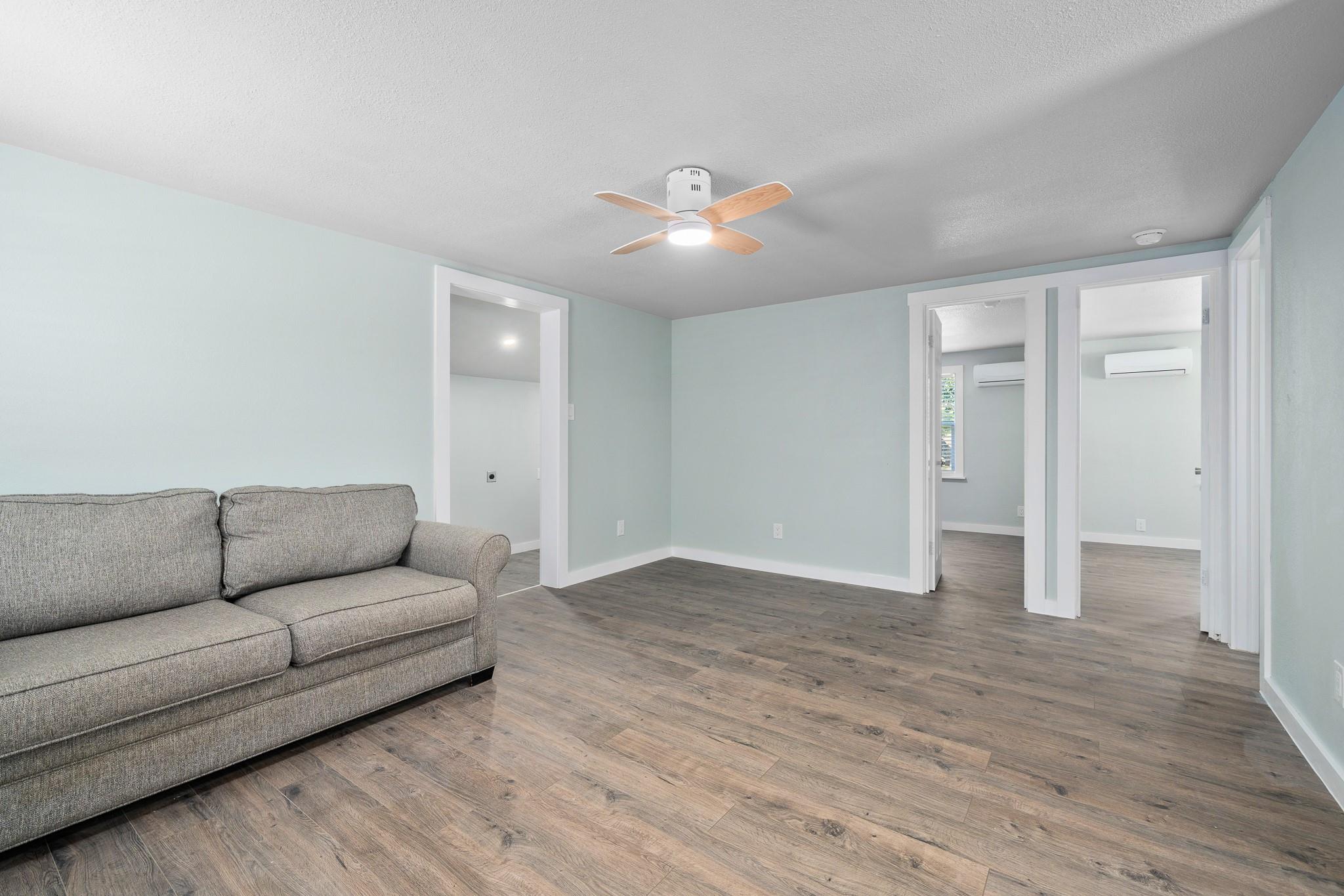 248 Post Oak LN — photo 5