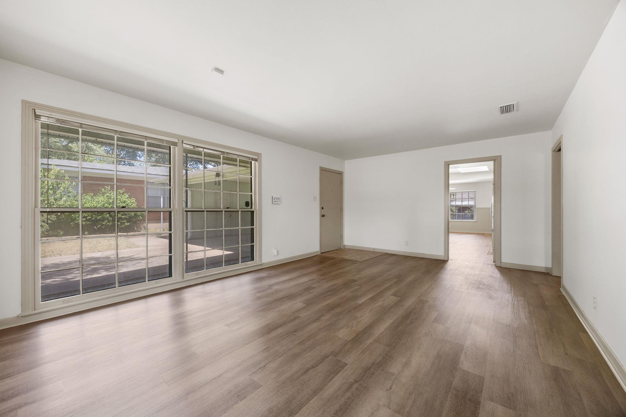 1702 Ridgemont DR — photo 5