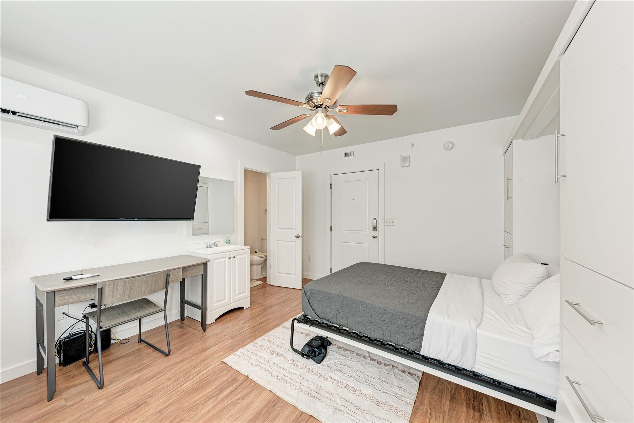 306 30th ST #105 — photo 5