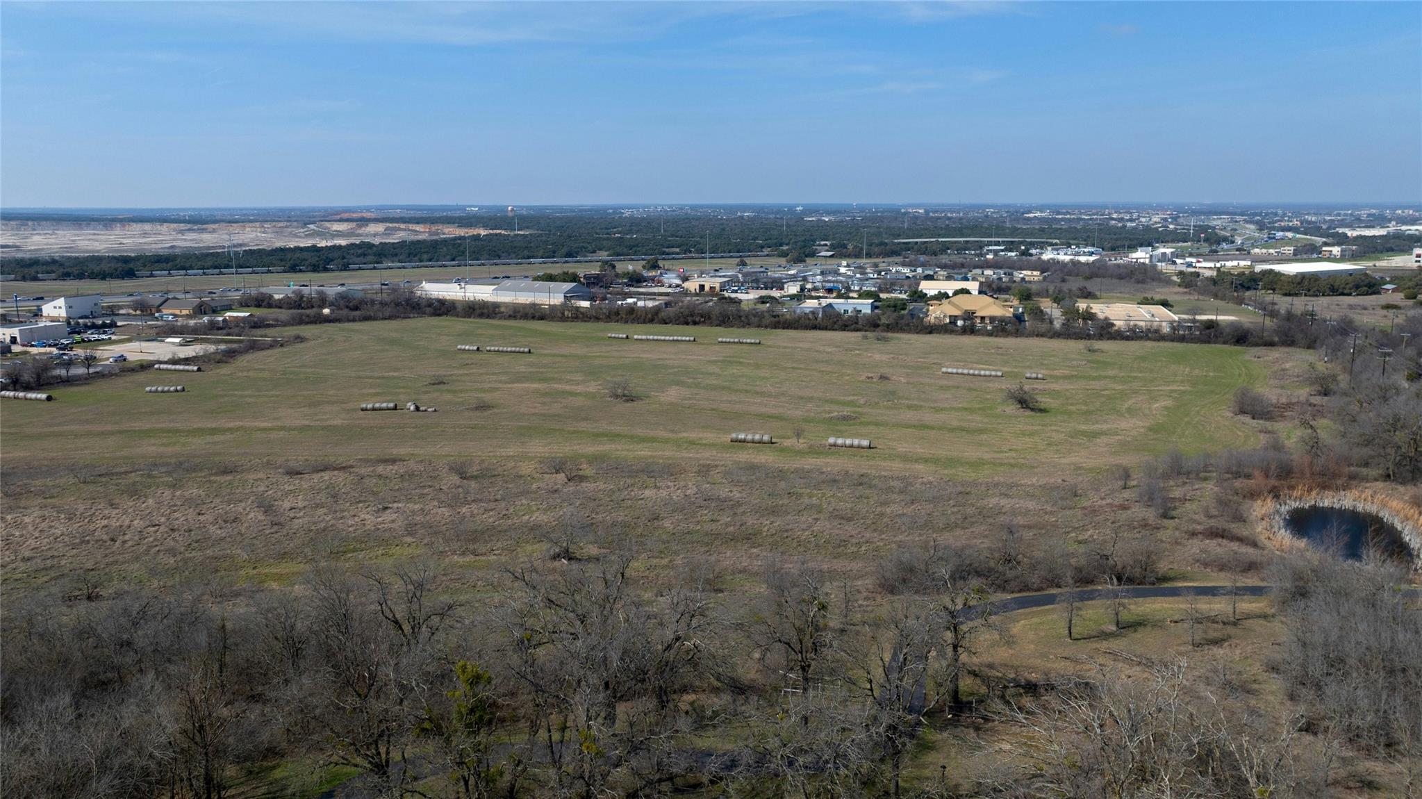 580 Rabbit Hill RD — photo 4