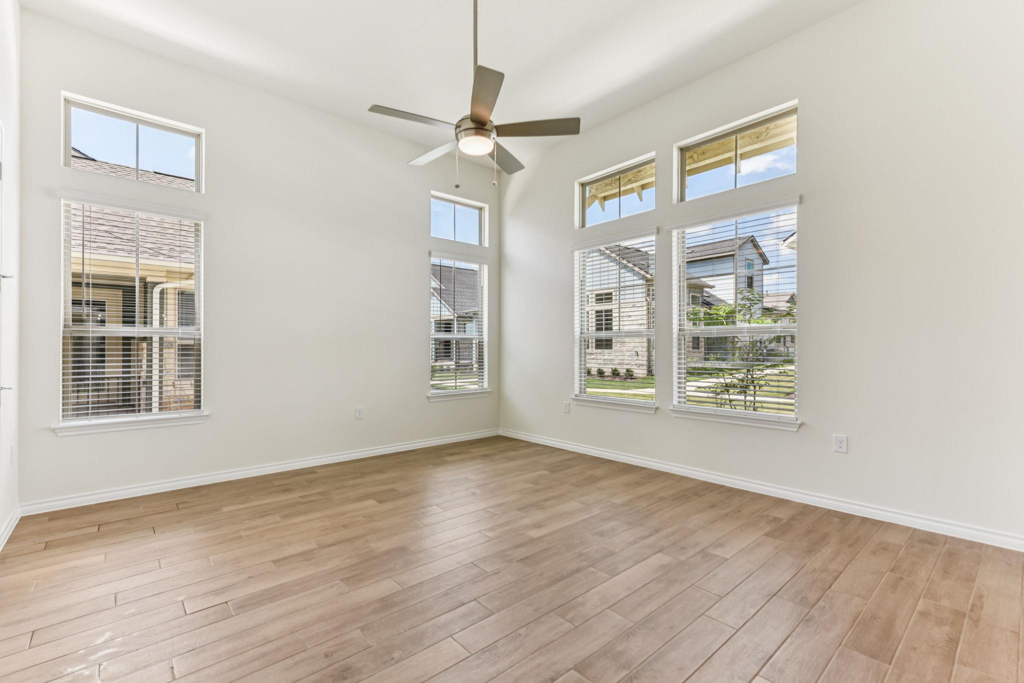 104 Maceo WAY #102 — photo 3