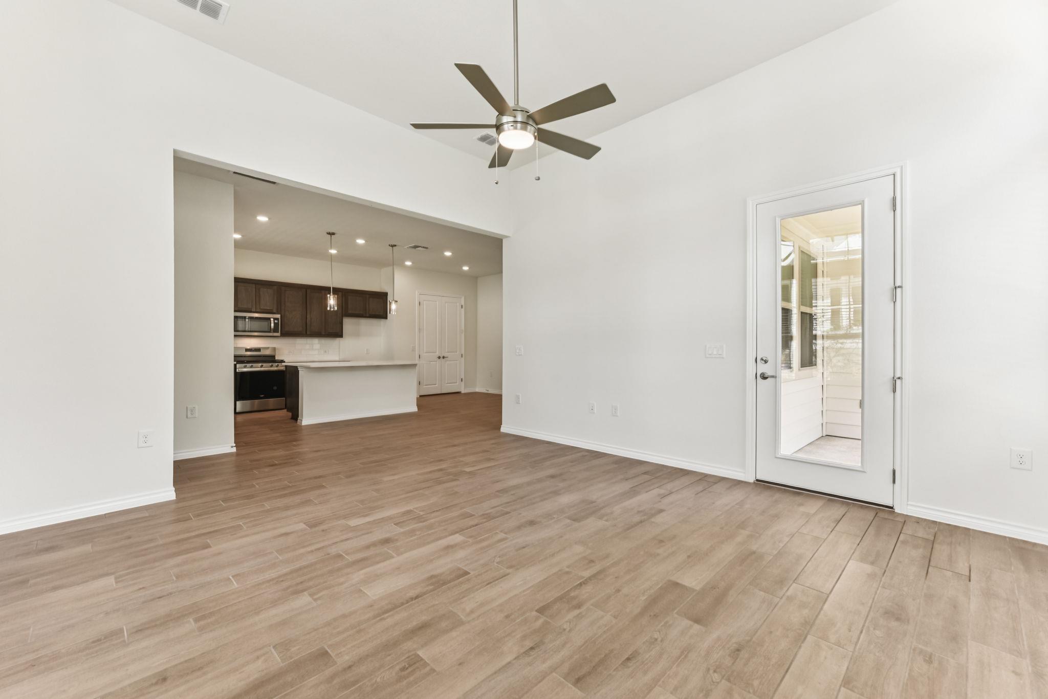 104 Maceo WAY #102 — photo 5