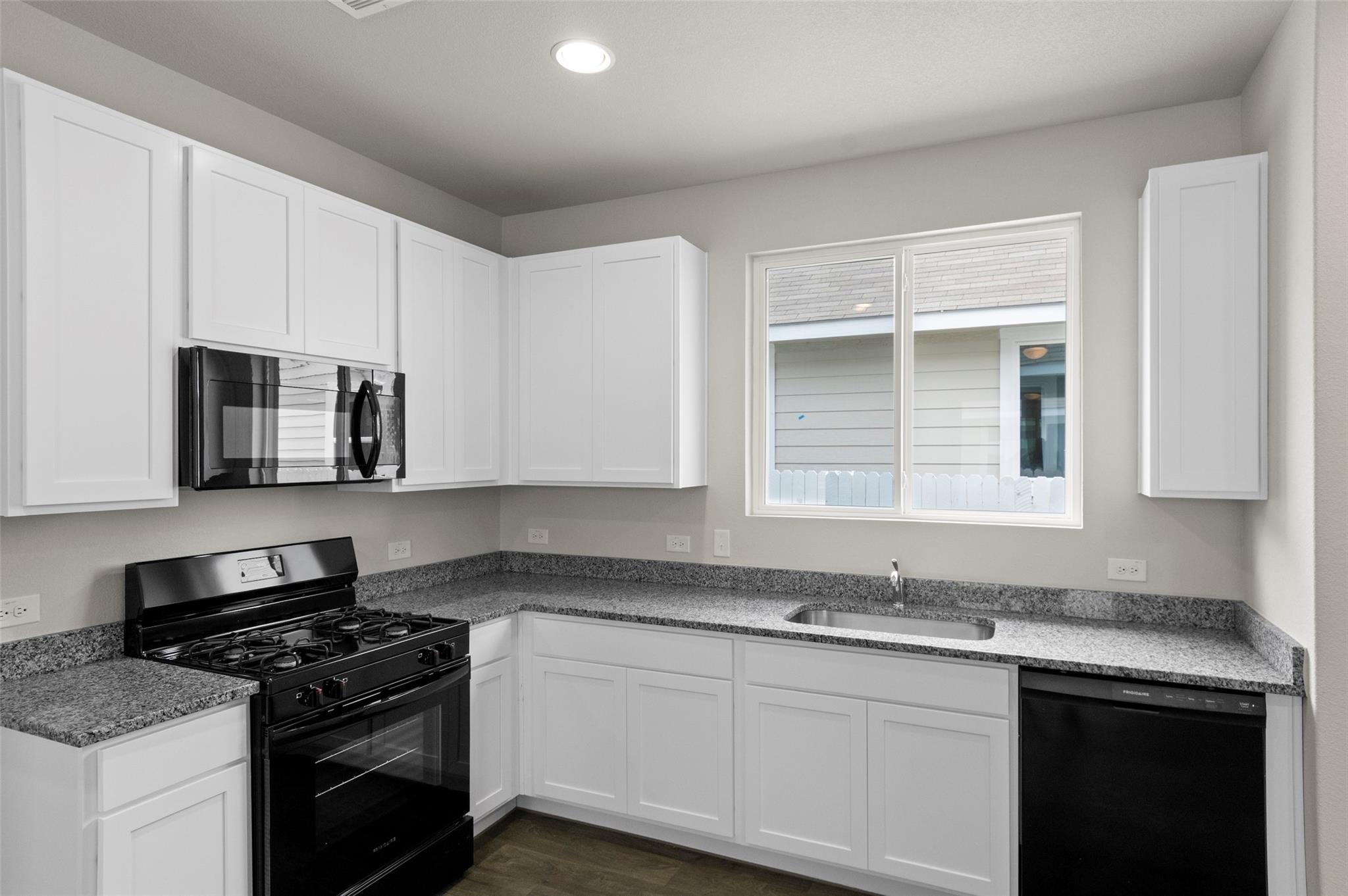 3073 Winding Creek RD — photo 3
