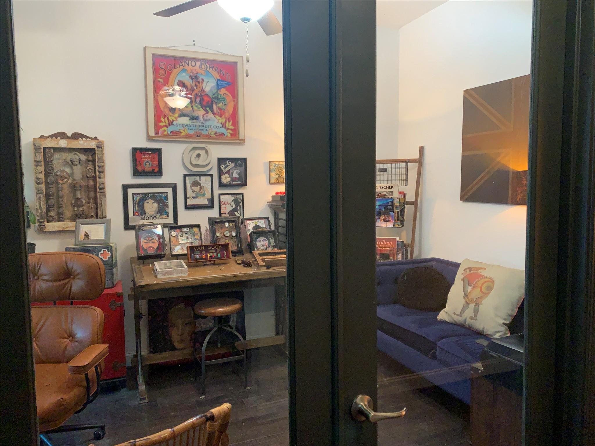 1335 Gruene Glen ST — photo 3