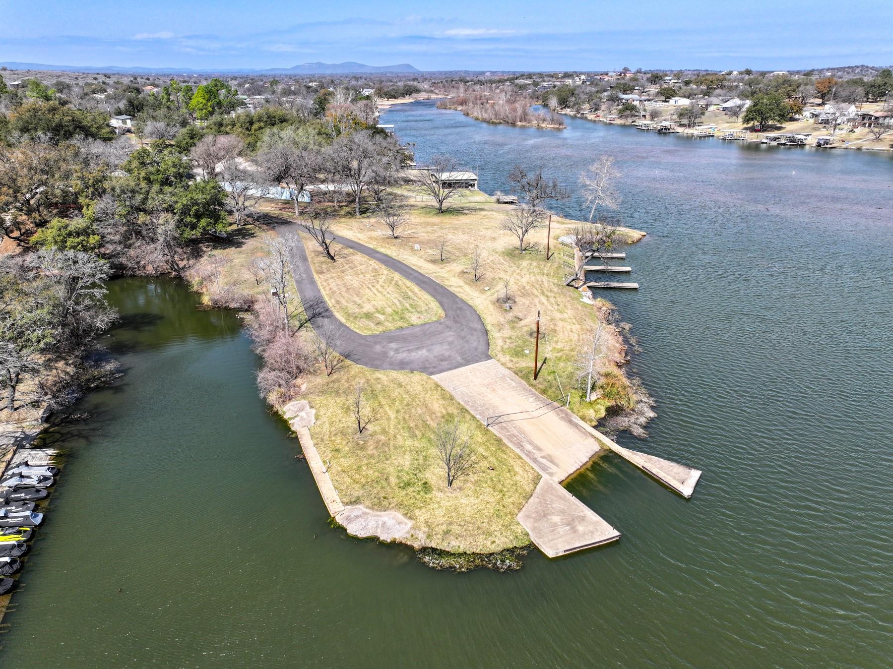 1006 Sandy Harbor DR — photo 5