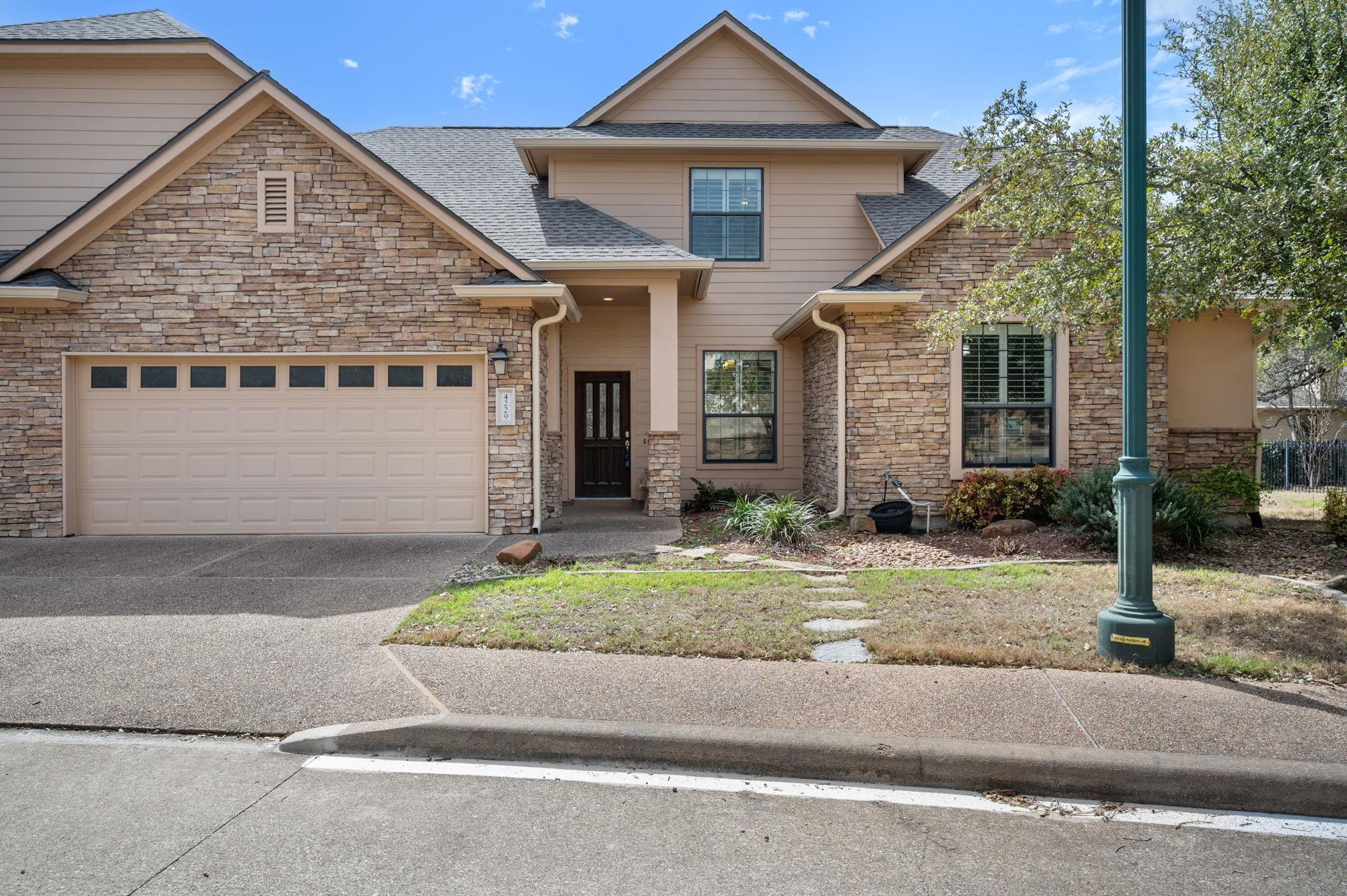4229 Johns Light DR — photo 3