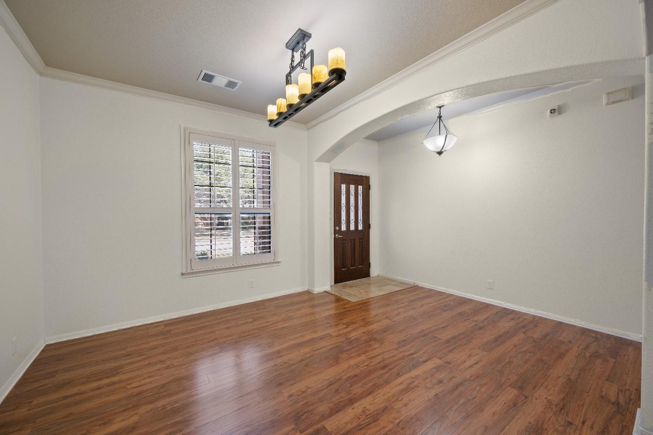 4229 Johns Light DR — photo 5