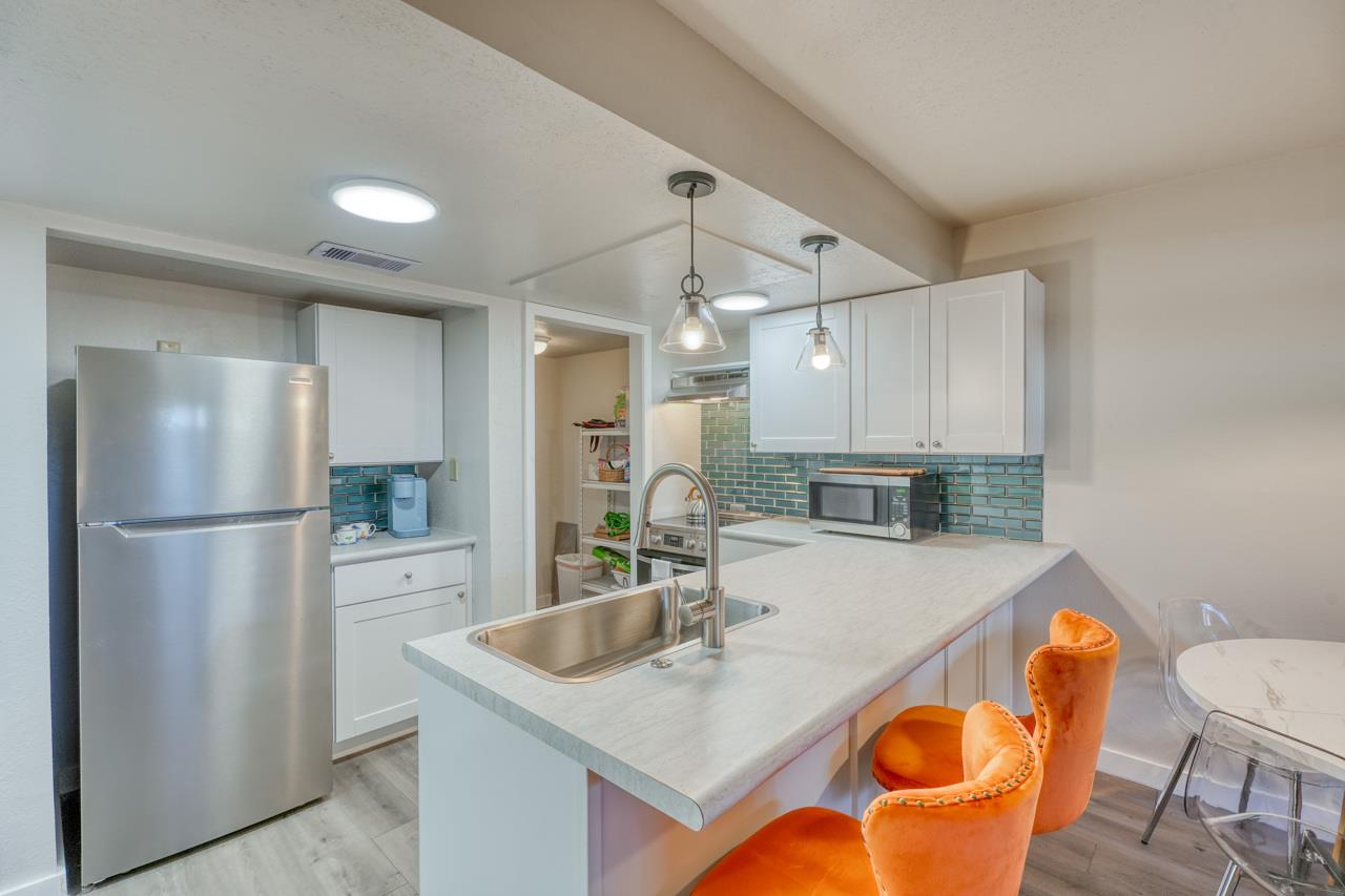 207 Hi Circle N ST #105 A&B — photo 4