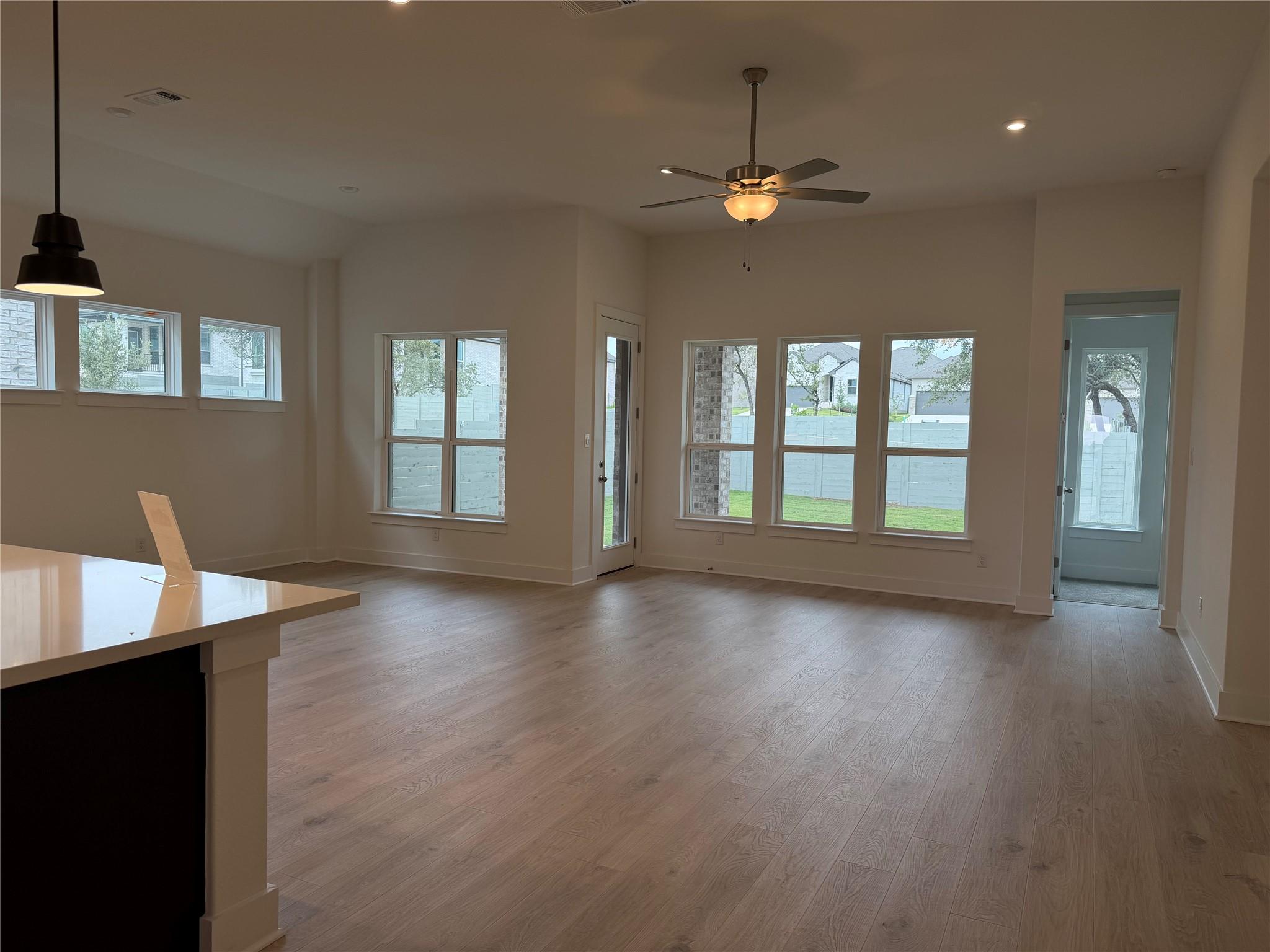 501 Texas Sky DR — photo 5