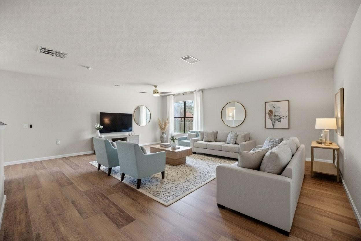 7541 Redrick DR — photo 4