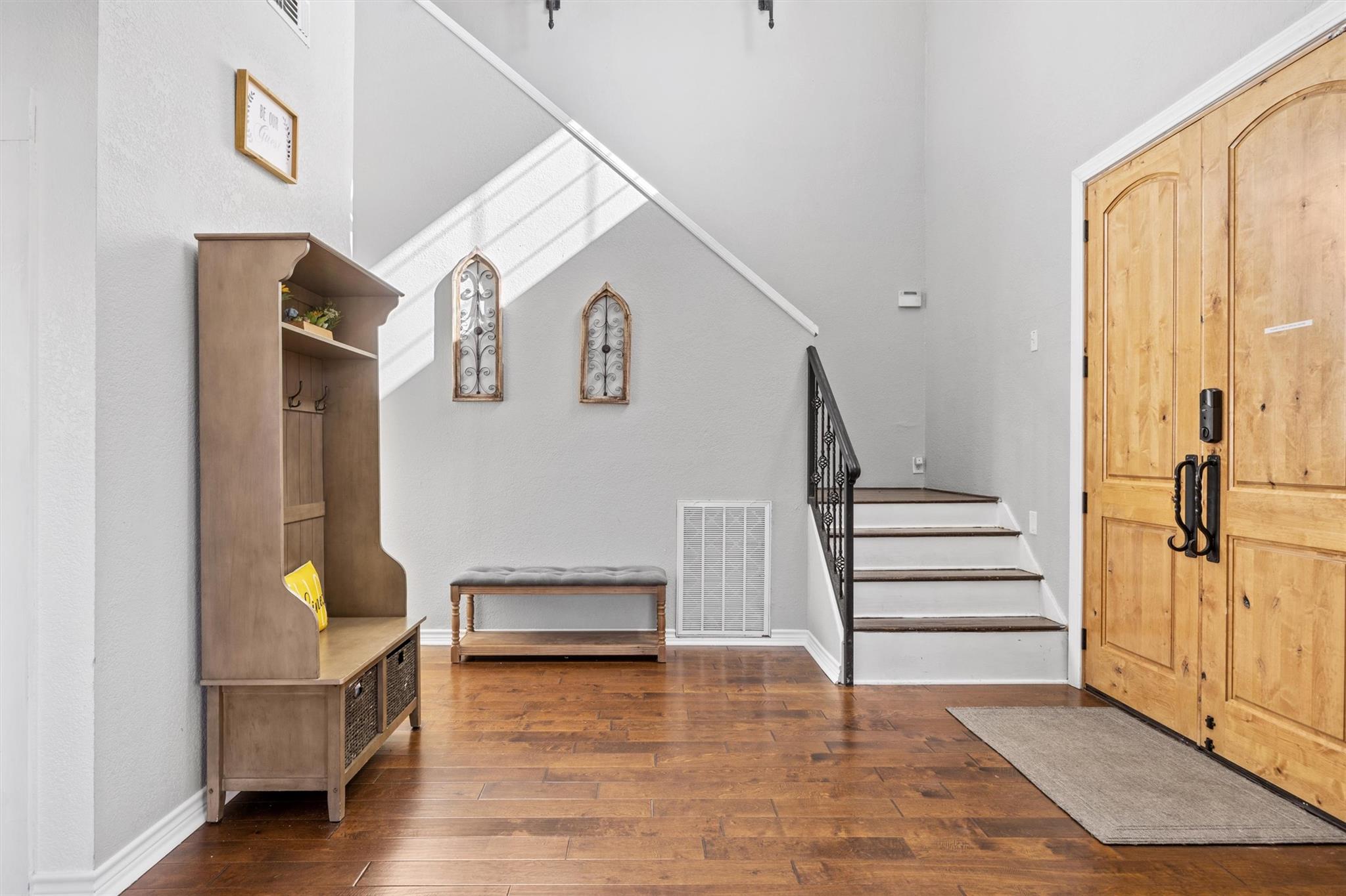 1119 Stoneyridge DR — photo 3