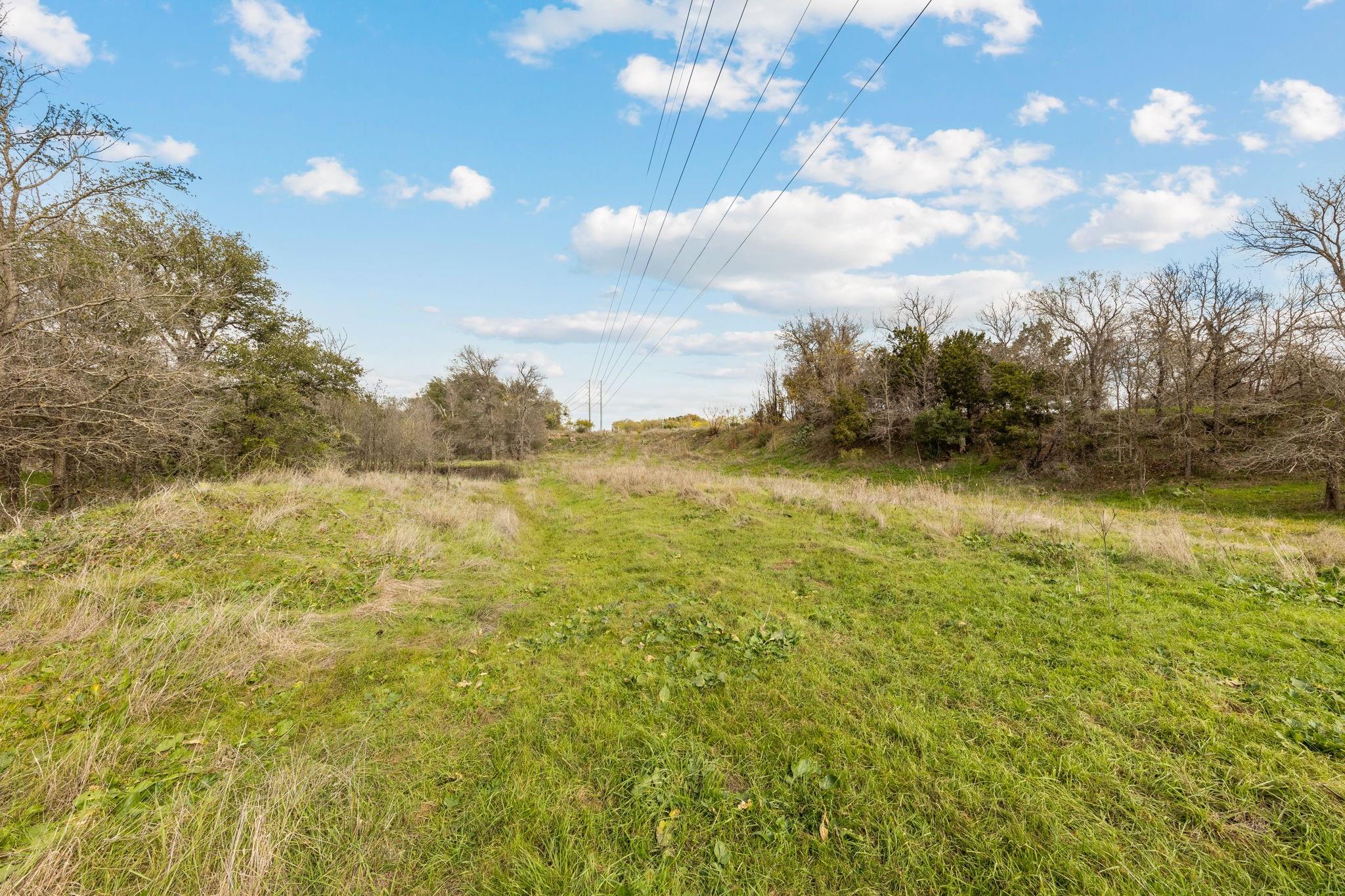 3625 Interstate 35 — photo 5