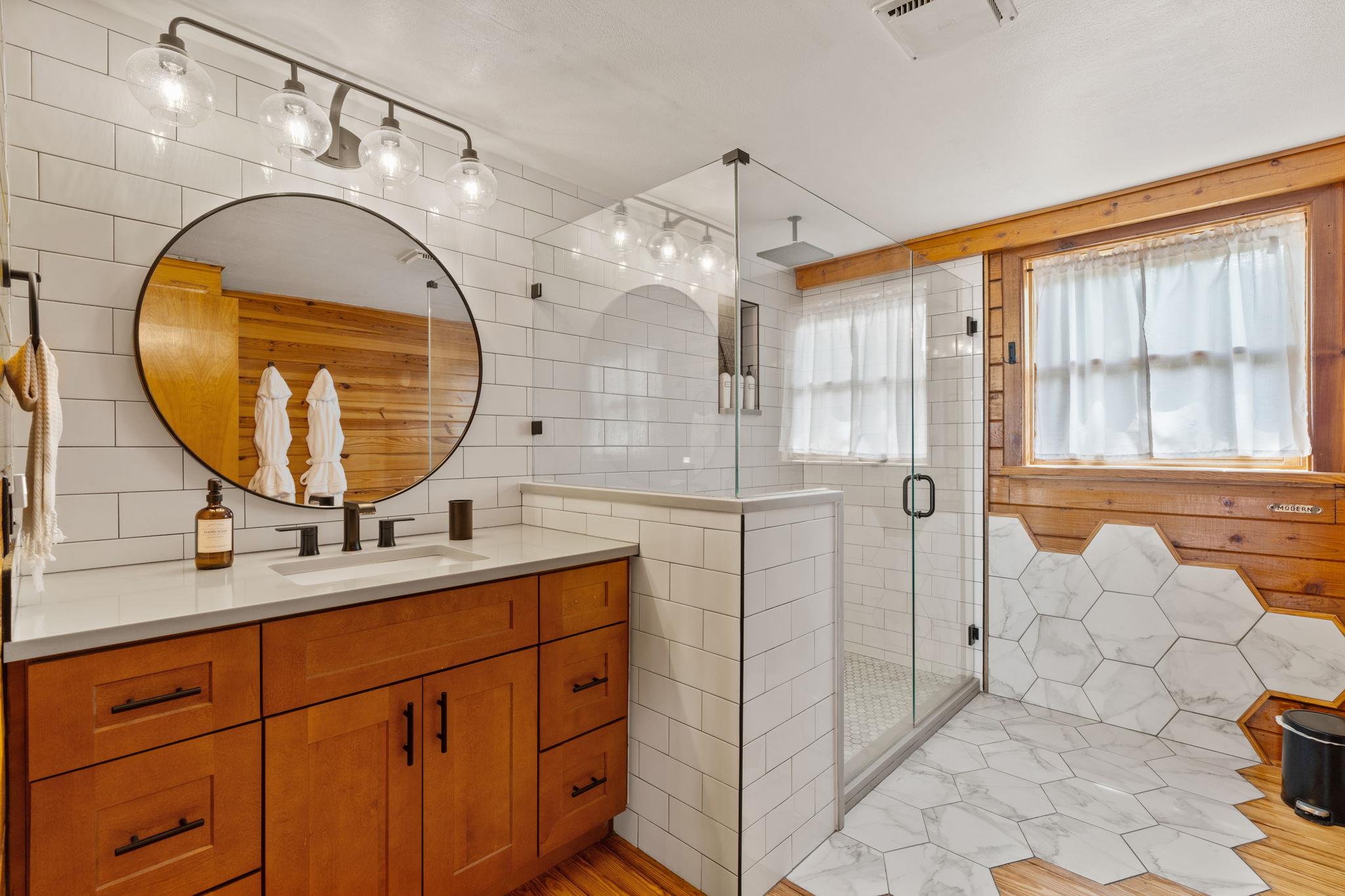 210 Circle DR — photo 5