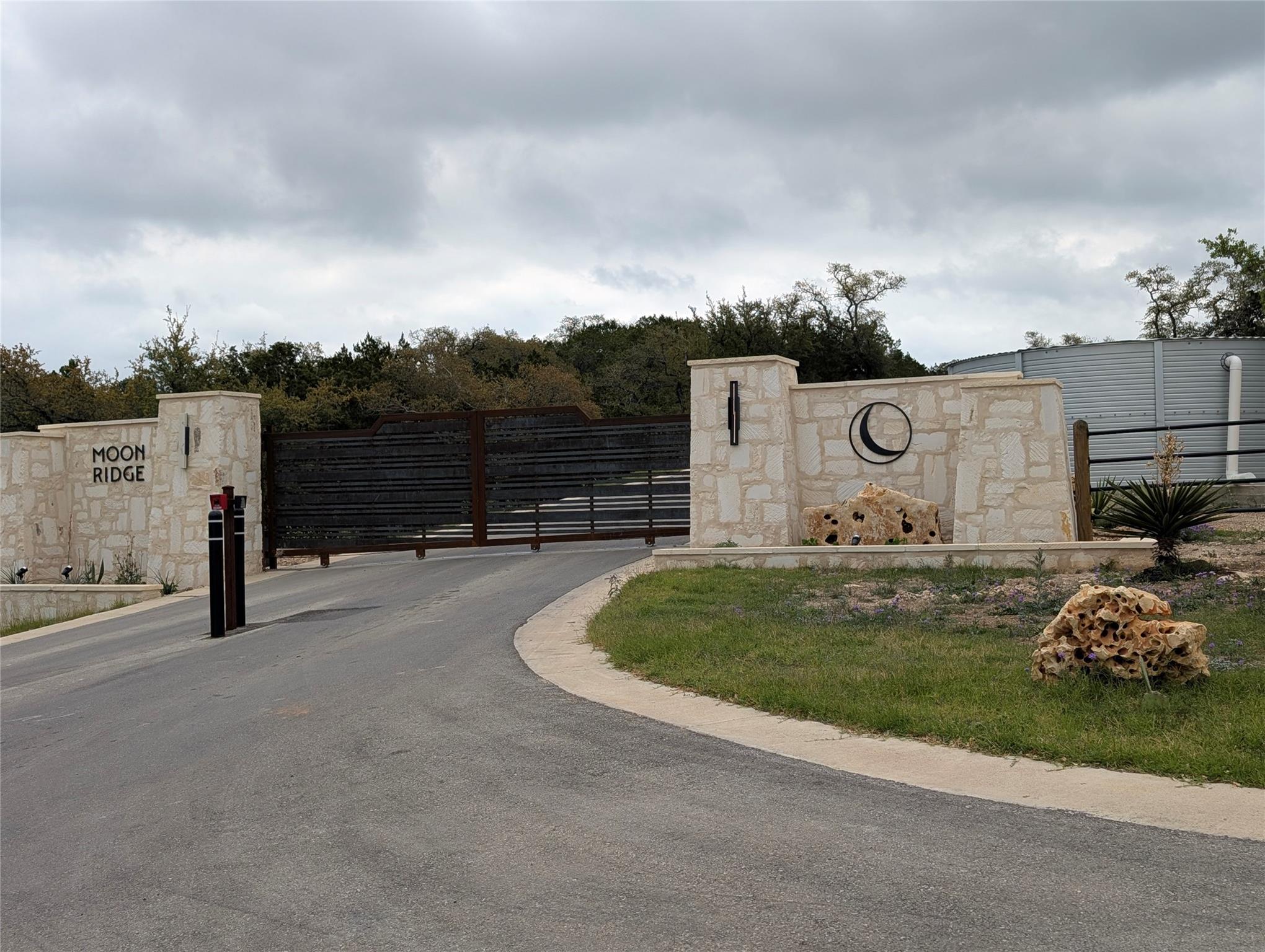 TBD Moonridge LN — photo 4