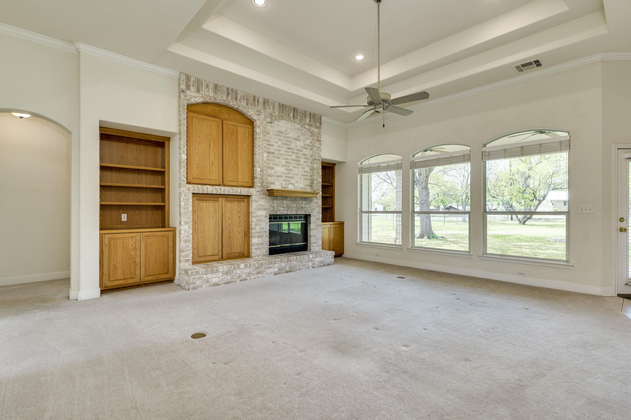 207 Flamingo CIR — photo 5
