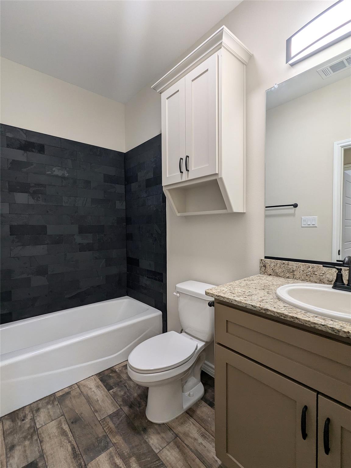1714 Avenue G — photo 4