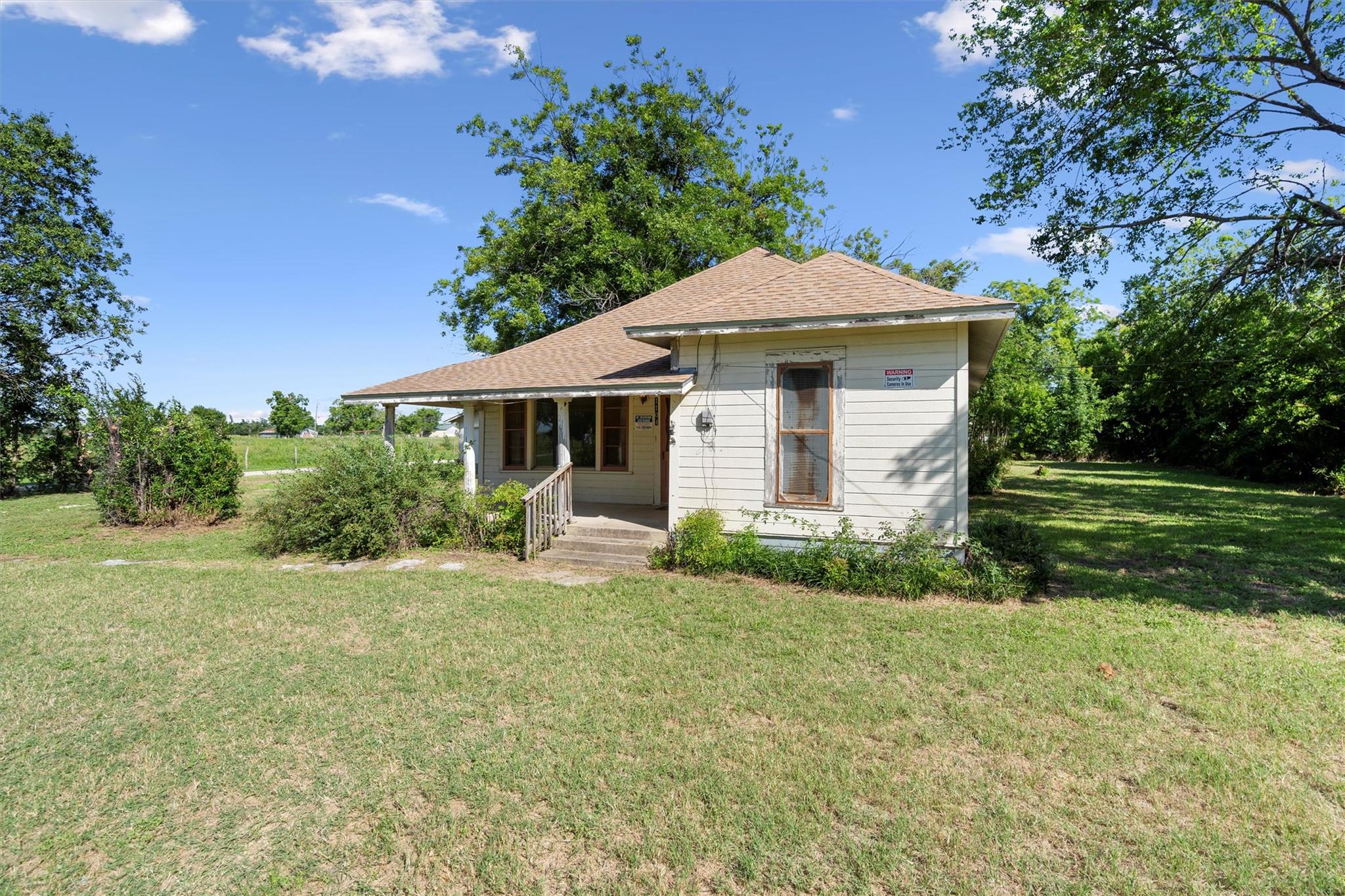 1104 Umlang ST — photo 4