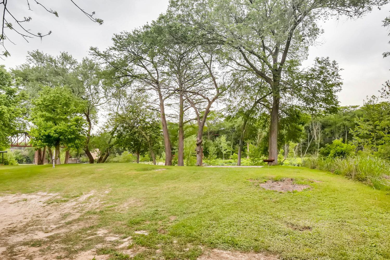 0 Ervendberg Ave — photo 4