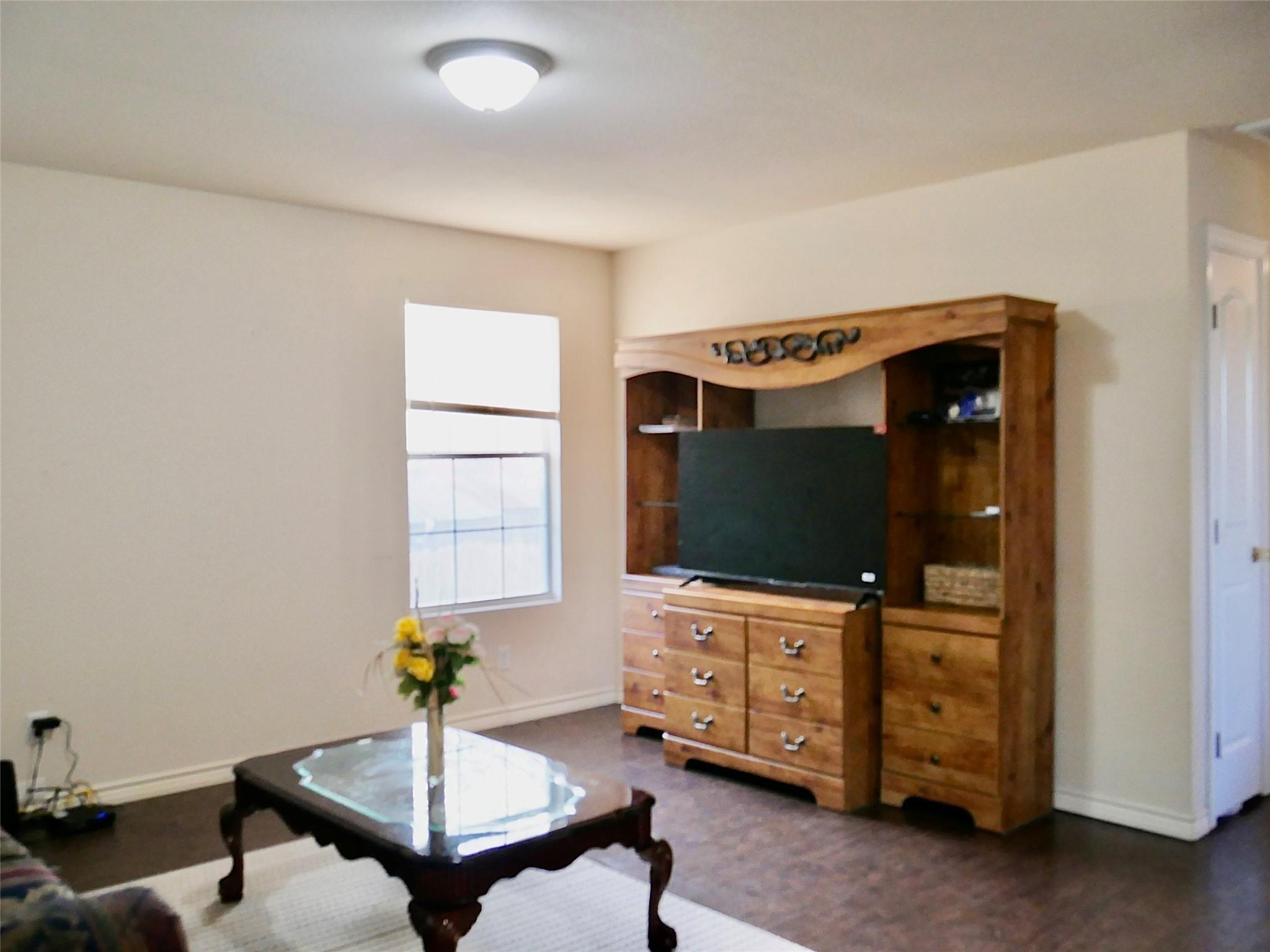 1013 Price ST — photo 3