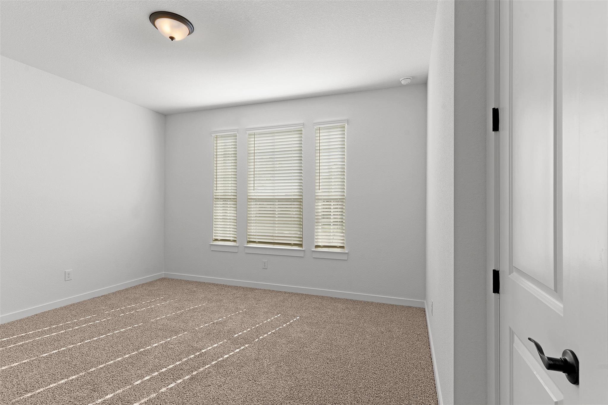 328 Ridgewell LOOP — photo 5