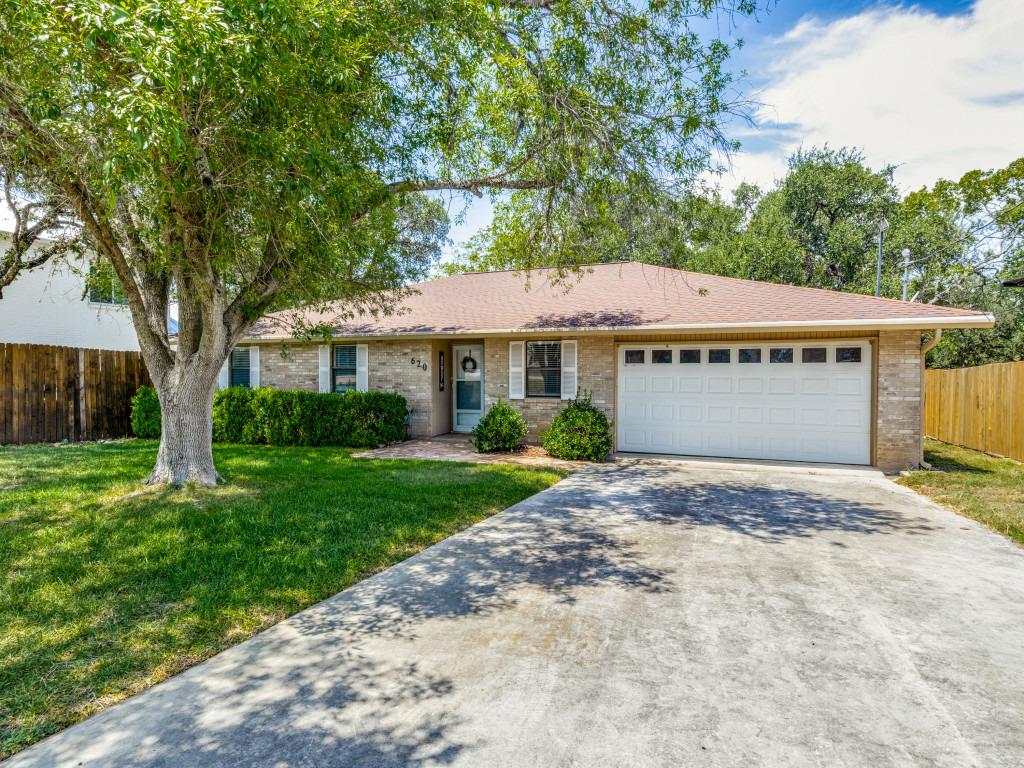 620 Lake Island DR — photo 3