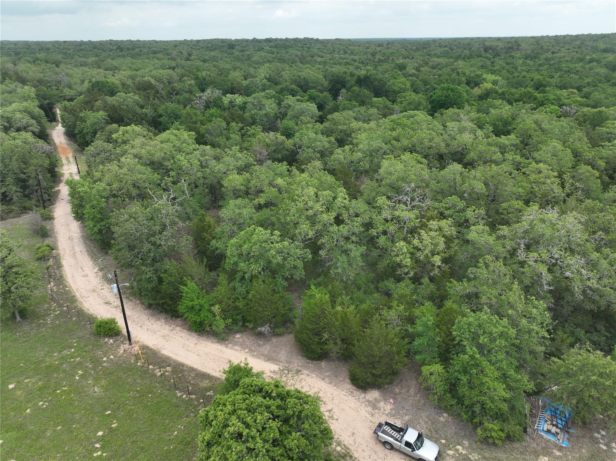 555 Private Road 3428 — photo 4
