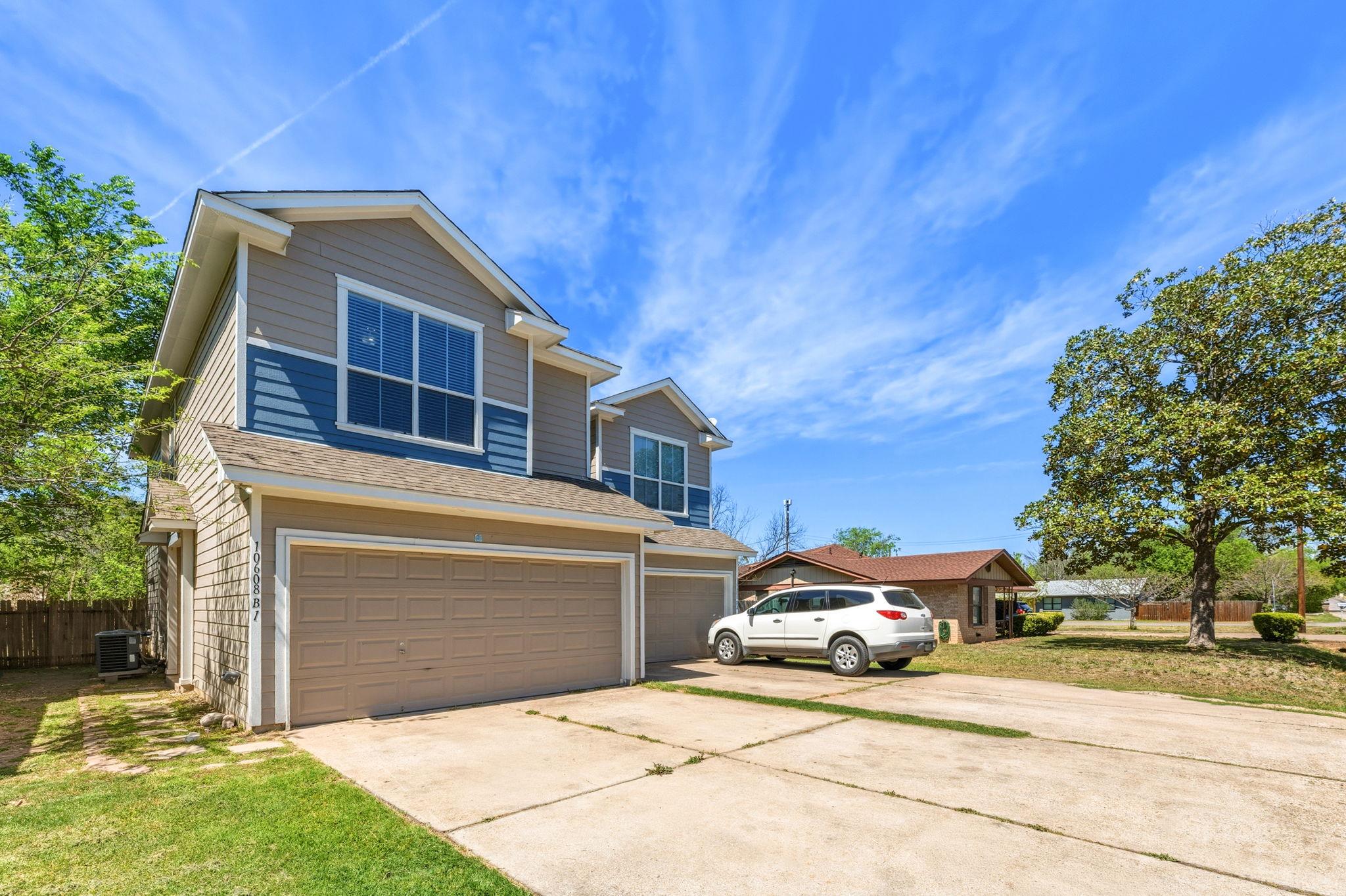 10608 Plains TRL #B — photo 3