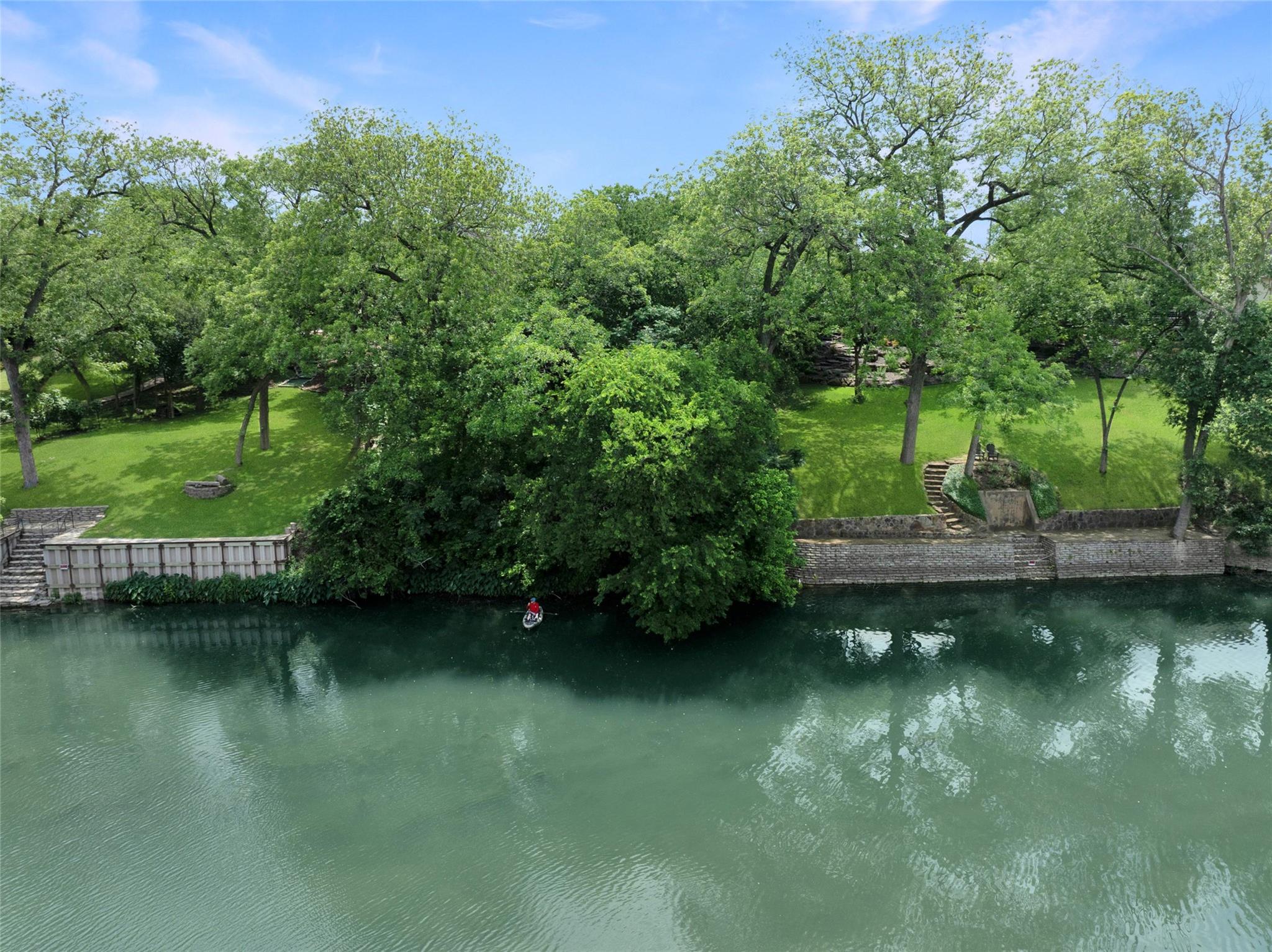 1049 River TER — photo 3