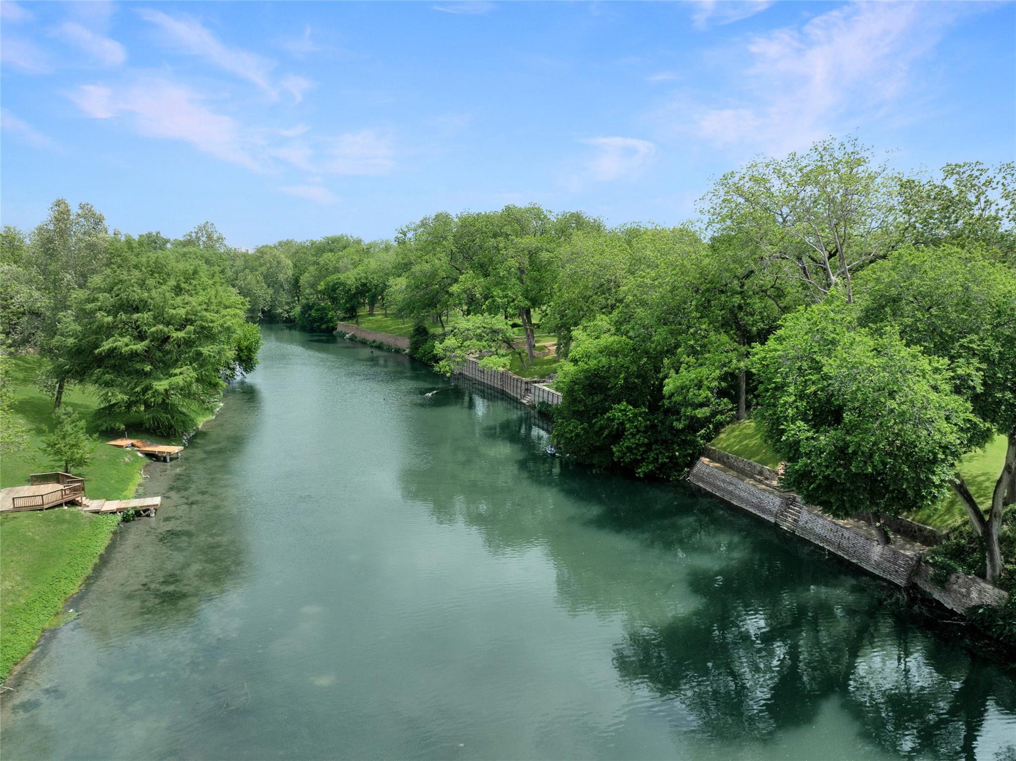 1049 River TER — photo 4