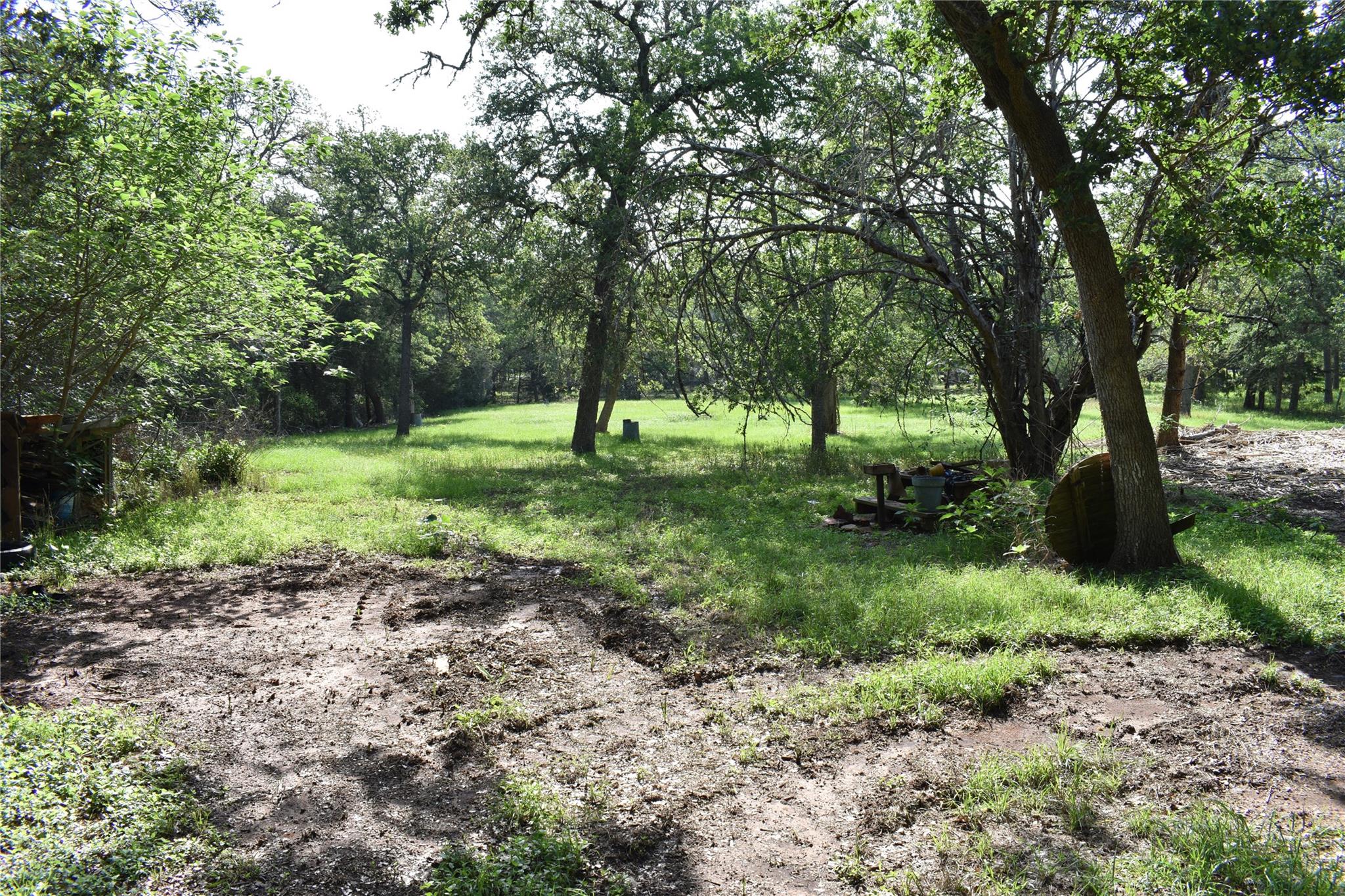 276 Arrowhead DR — photo 4